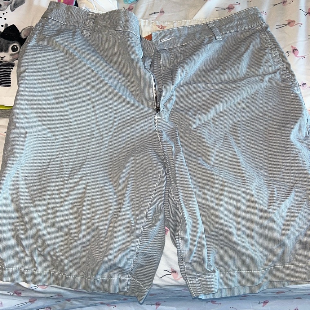 striped Dockers Flat Shorts - 32